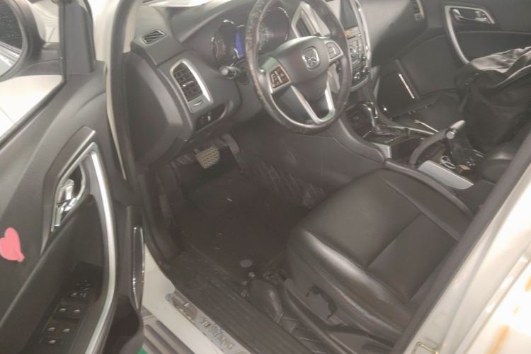 Used JMC Yusheng S350 2013 2.4T Automatic 2WD Diesel Luxury 7-Seater Driver Seat