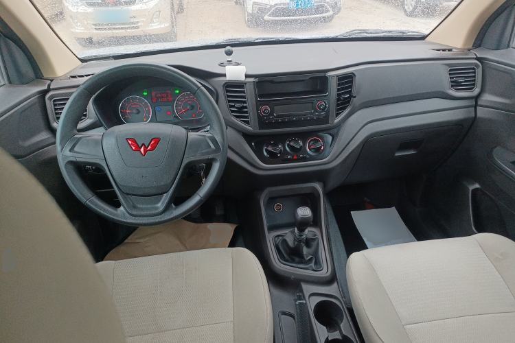 Used Wuling Hongguang V 2022 1.5L Jingqu Edition Electric-Assist LAR