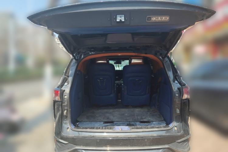 Used Toyota Sienna 2023 2.5L Hybrid Comfort Edition
