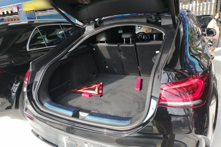 Used Mercedes-Benz GLE Coupe 2020 GLE 350 4MATIC Coupe SUV Luxury Model