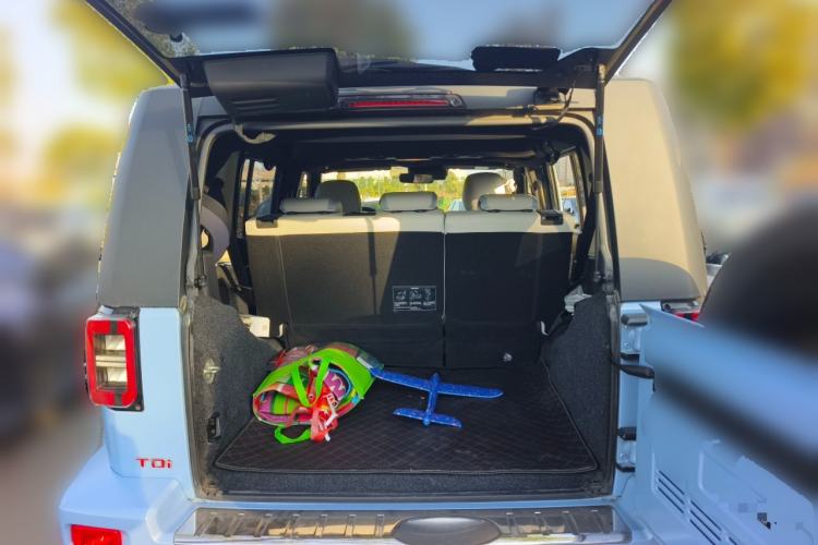 Used BAIC Off-Road BJ40 2023 2.0D Automatic Four-Wheel Drive Blade Hero Edition Adventurer Type
