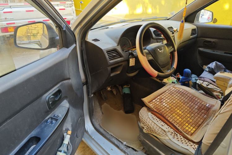 Used Wuling Hongguang 2015 1.2L S Base Model China V Standard