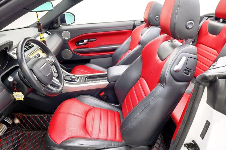 Used Land Rover Range Evoque 2018 240 PS HSE DYNAMIC Convertible Left Front Seat