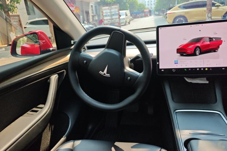 Used Tesla Model Y 2022 Rear-Wheel-Drive Version
