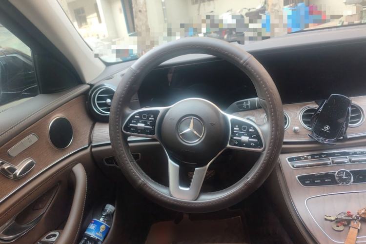 Used Mercedes-Benz E-Class 2019 E 260 L
