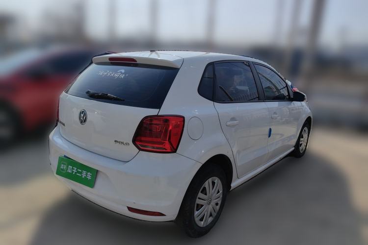 Used Volkswagen Polo 2014 1.4L Manual Fashion Edition
