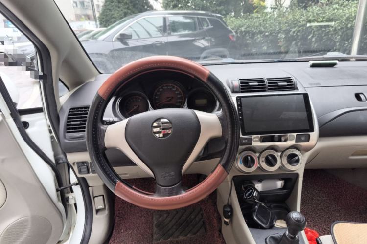 Used Everus S1 2014 1.3L Manual Comfort Edition