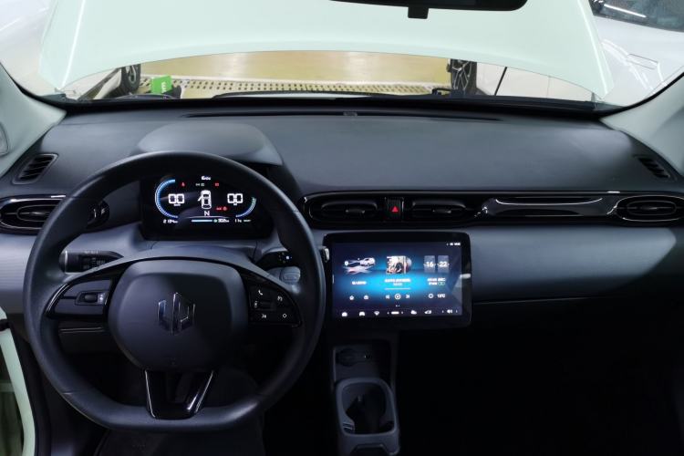 Used Leapmotor T03 2024 403 Comfort Edition Center Console