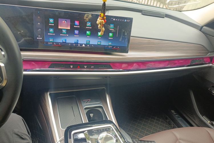 Used BMW 7 Series 2023 735Li M Sport Package Audio And AC Panel