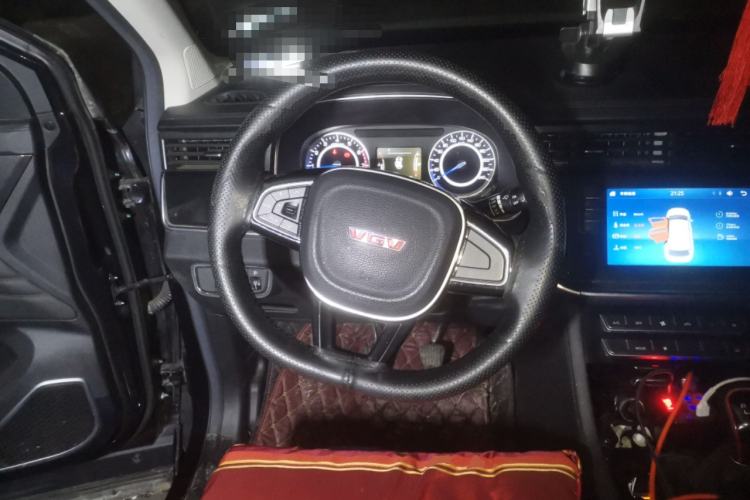 Used Sinotruk VGV U70 2021 1.5T Manual Enjoy Edition 7-Seater
