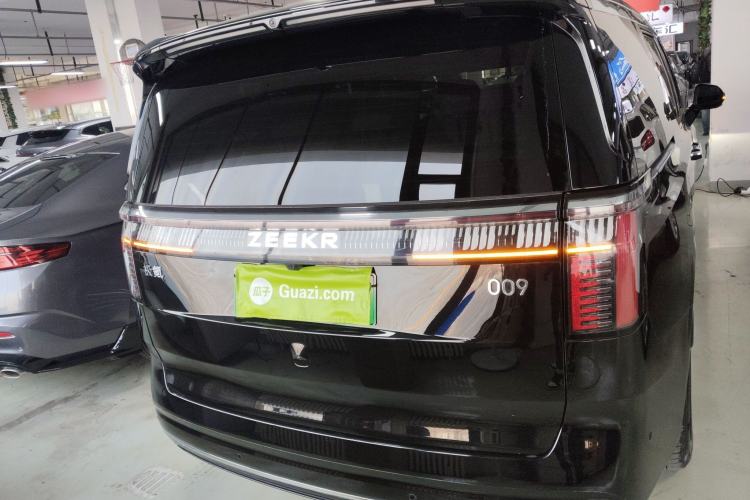 Used Zeekr 009 2024 7-Seater Walk-through Version 4WD 140 kWh
