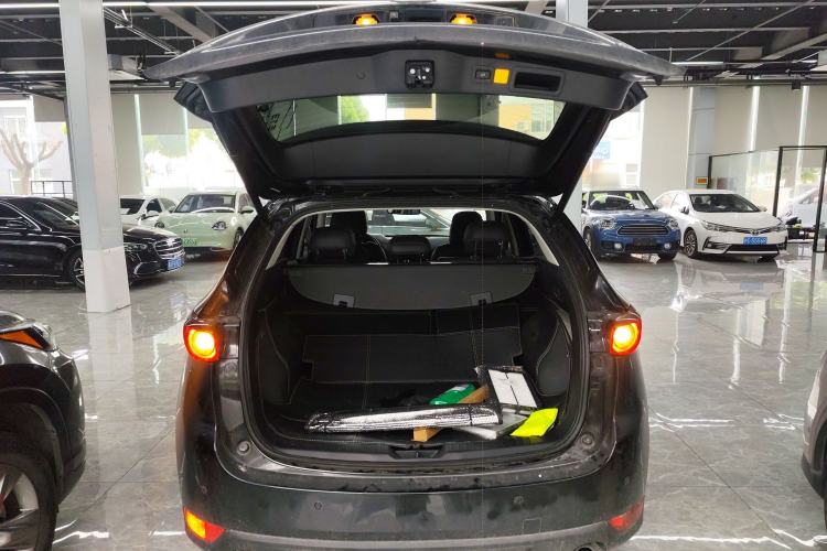 Used Mazda CX-5 2019 Cloud-Controlled Version 2.5L Automatic 4x4 Flagship Model China VI Standard Trunk