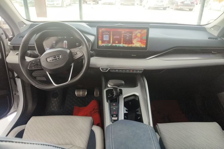Used Geely Auto Preface 2021 Revised Version 2.0TD Luxury Edition Center Console