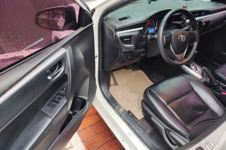 Used Toyota Levin 2016 1.6G CVT Elite Edition Driver Seat