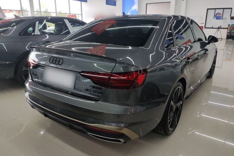 Used Audi A4L 2024 40 TFSI quattro RS Performance Package
