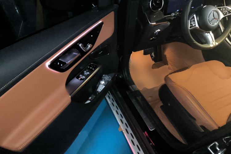 Used Mercedes-Benz GLC 2023 Facelift GLC 260 L 4MATIC Dynamic Version 5 Seats Driver Seat