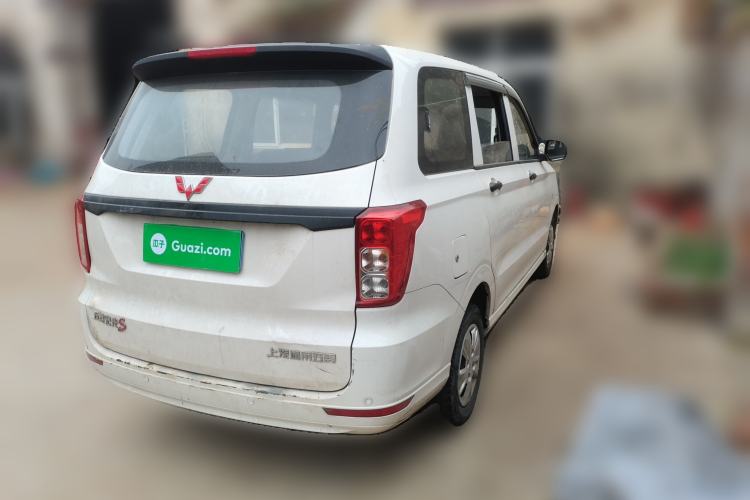 Used Wuling Hongguang 2019 1.5L S Basic Version China VI Standard LAR