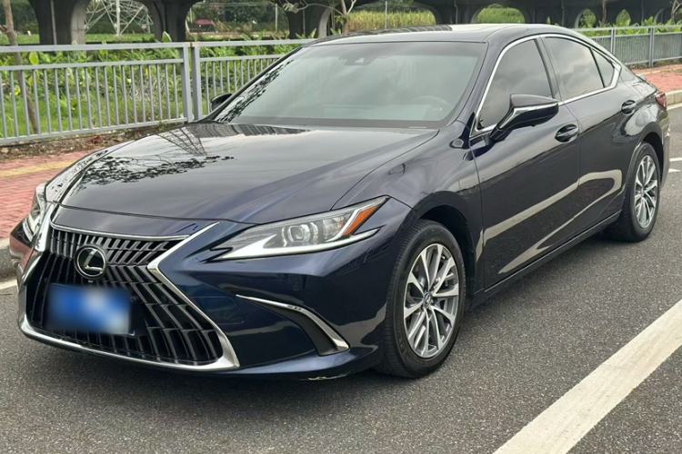 Used Lexus ES 2022 300h Excellence Edition Guazi used car, China used car export, Used car for sale, Used  cars, Cheapest cars for sale
