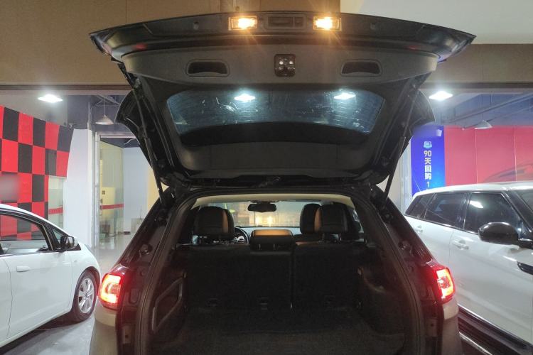 Used Jeep Cherokee 2016 2.4L Leading Edition Trunk