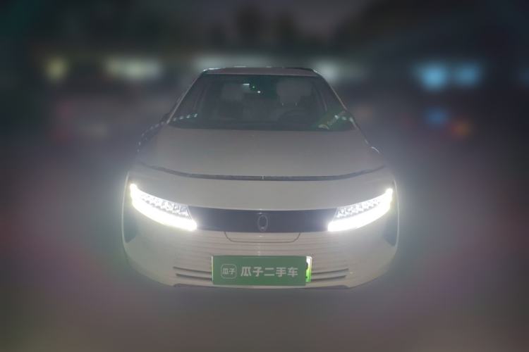 Used ORA iQ 2018 Smart Connectivity Model
