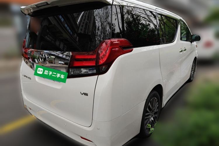Used Toyota Alphard 2015 3.5L Luxury Edition Rear Right 45 Deg