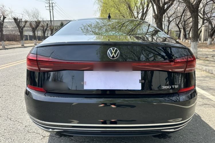 Used Volkswagen Passat 2024 380TSI Dragon Edition Exterior 3