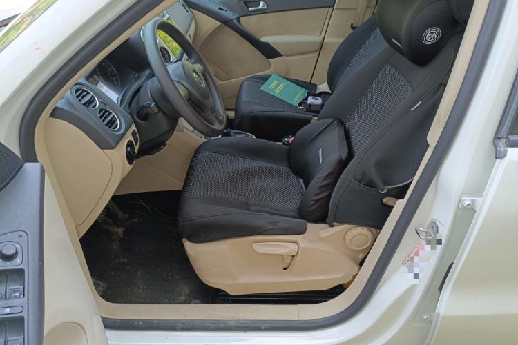 Used Volkswagen Tiguan 2010 1.8 TSI Automatic Two-Wheel Drive Urban Edition Left Front Seat