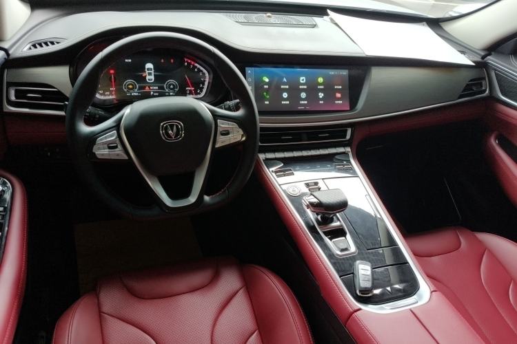 Used CHANGAN CS85 COUPE 2021 2.0T Automatic Luxury Version Center Console