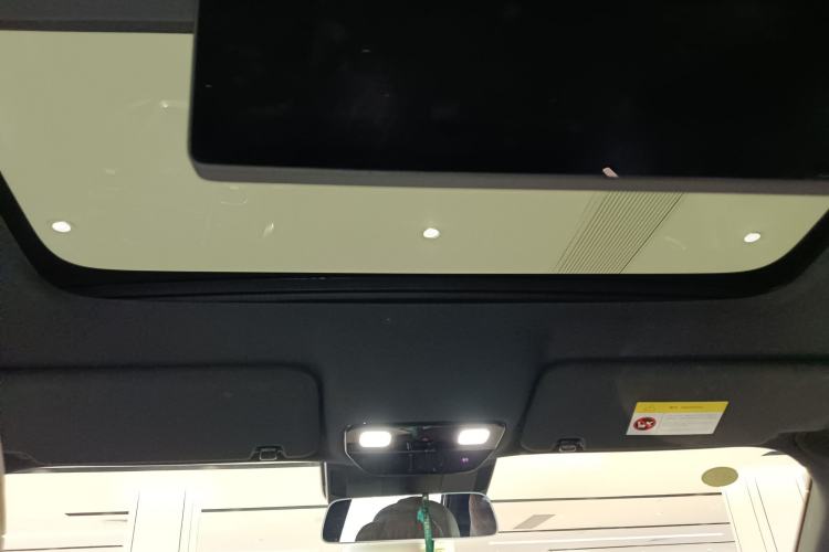 Used Li Auto L8 2025 Ultra Smart Refreshed Edition