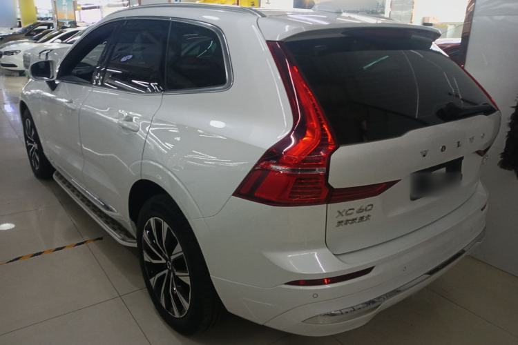 Used Volvo XC60 2023 B5 4x4 Smart Luxury Edition
