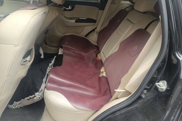 Used Haima S7 2013 2.0L Automatic ZhiShang Version
