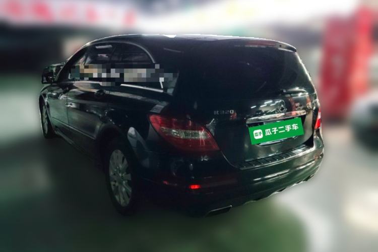 Used Mercedes-Benz R-Class 2011 R 300 L Business Model Rear Left 45 Deg