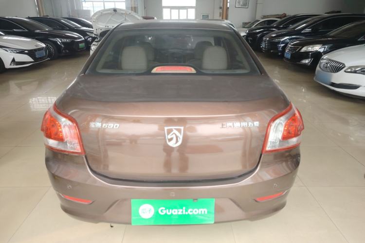 Used Baojun 630 2013 1.5L manual Comfort trim