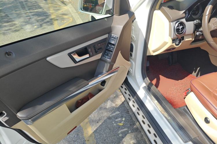 Used Mercedes-Benz GLK-Class 2013 GLK 300 4MATIC Fashion Model
