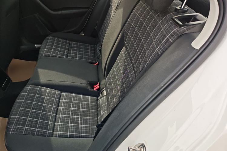 Used Skoda Octavia 2019 1.5L Automatic SmartDrive Comfort Edition China V Standard Left Rear Seat