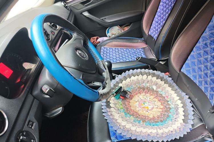 Used Volkswagen Jetta 2017 1.4L Manual Fashion Edition Left Front Seat