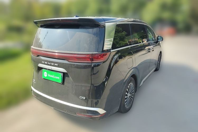 Used Denza D9 2022 DM-i 970 Four-Wheel Drive Flagship Model Rear Right 45 Deg