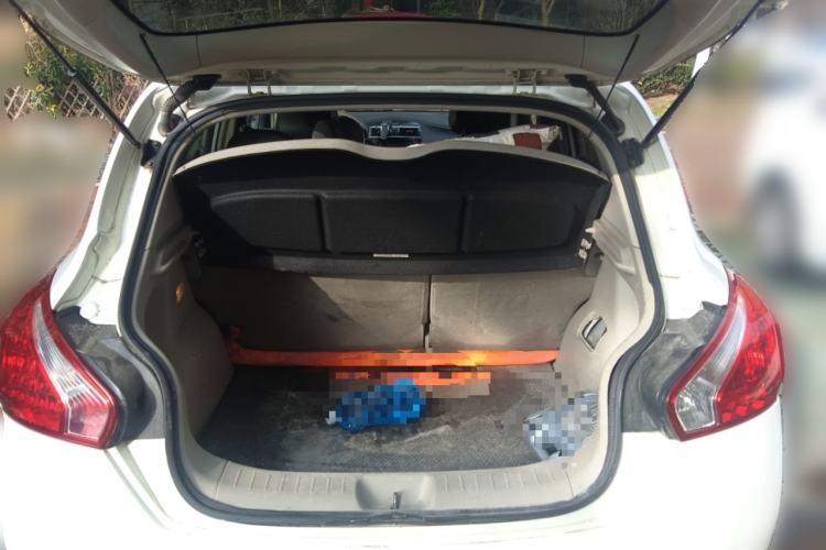 Used Nissan Tiida 2011 1.6L CVT Smart Version