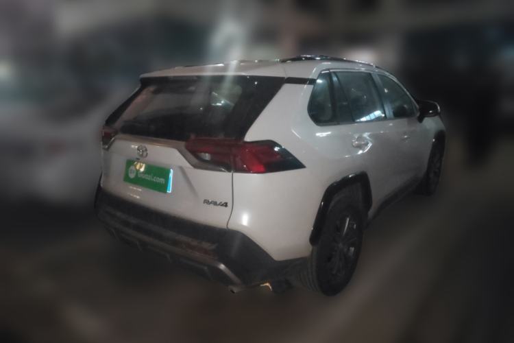 Used Toyota RAV4 2024 2.0L CVT Two-Wheel Drive Fashion Plus Edition
