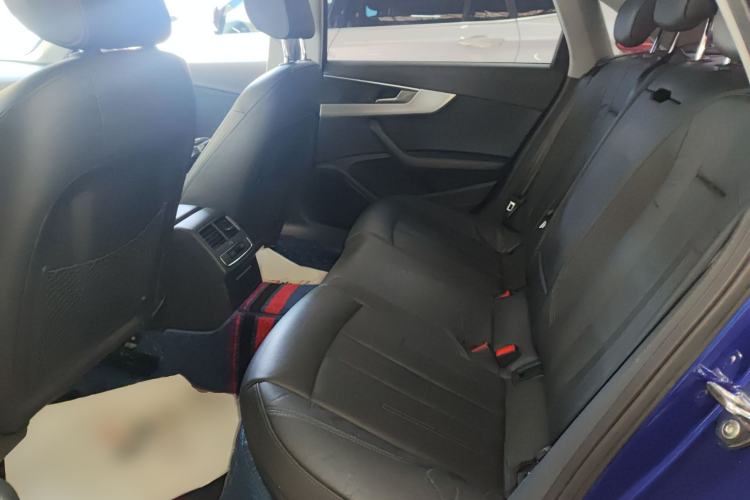 Used Audi A4L 2018 30th Anniversary Edition 40 TFSI Fashion Model Left Rear Seat