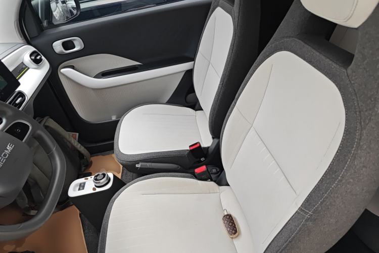 Used Geely Galaxy Panda 2025 210 km – Yuanqi Bear Left Front Seat