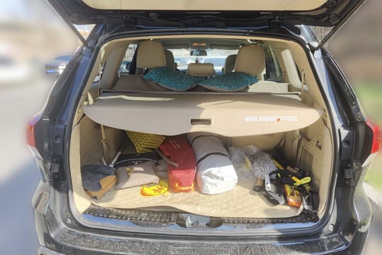 Used Toyota Highlander 2018 2.0T Four-Wheel Drive Elite Edition 7 Seats China VI Standard Trunk