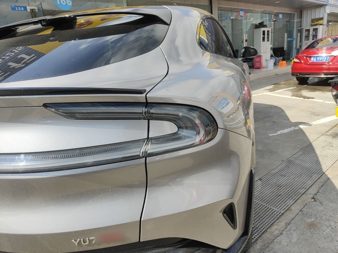 Xiaomi Auto YU7 2025 Ultra-Long Range High-Performance All-Wheel-Drive Max Edition — снимка 9
