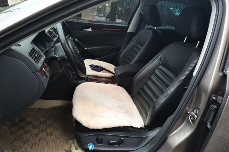 Used Volkswagen Passat 2011 1.8 TSI DSG Prestige Edition Left Front Seat