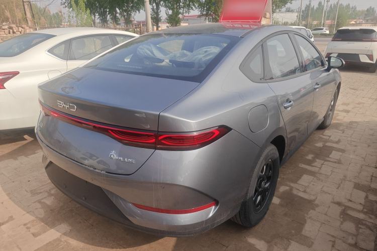 Used BYD Qin PLUS 2025 DM-i Smart Drive 55KM Leading Model
