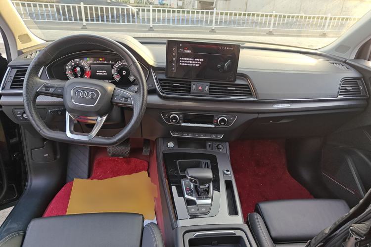 Used Audi Q5L 2022 45T Luxury Dynamic Model Center Console