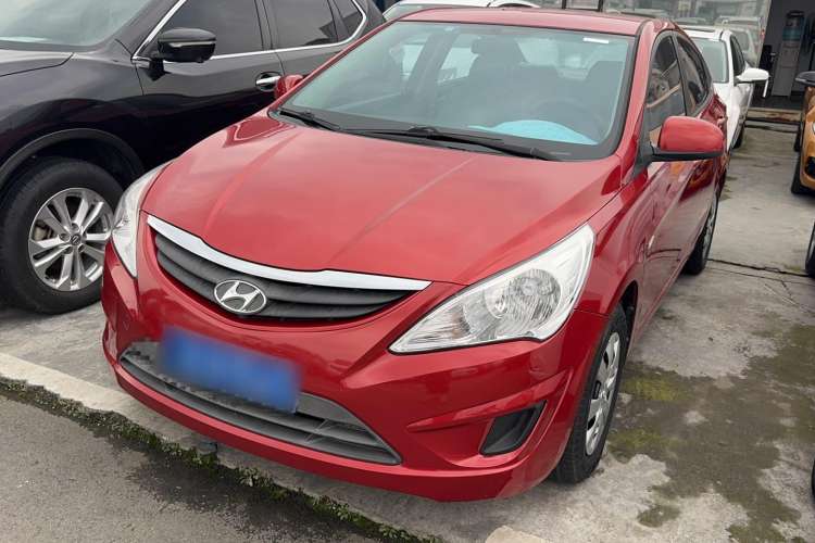 Used Hyundai Verna (older generation) 2013 Sedan 1.4L Automatic Standard GL Model