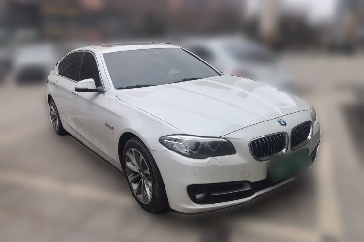 Used BMW 5 Series 2017 525Li Leading Model
