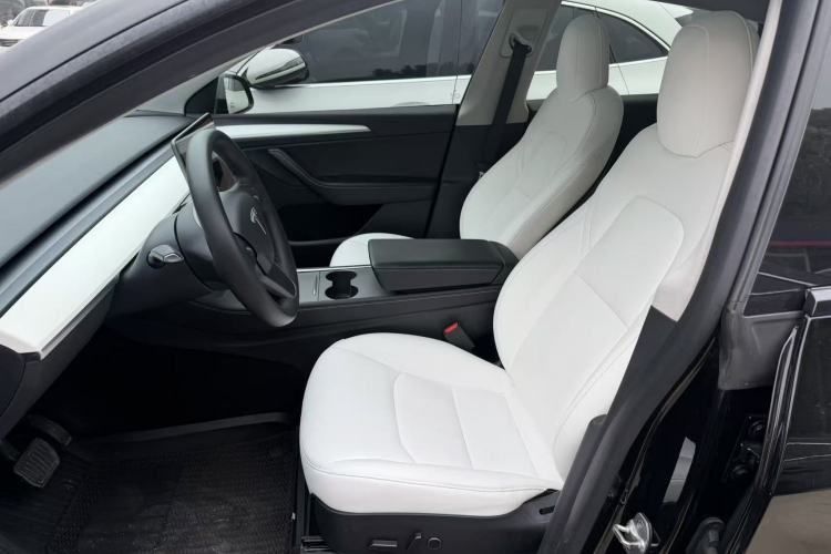 Used Tesla Model Y 2021 Long-Range All-Wheel-Drive Version 3D7