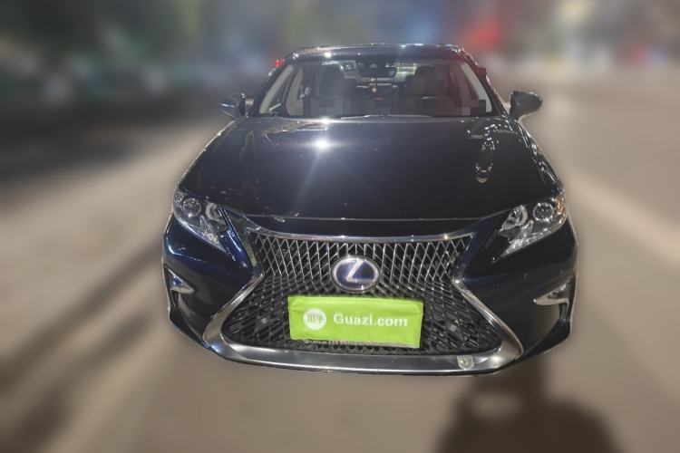 Used Lexus ES 2015 300h Comfort Edition